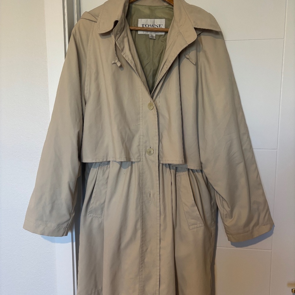 Towne by London Fog | Light Beige | Size Large